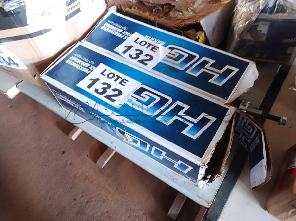 LOTE 132 - 02 - AMORTECEDORES DIANTEIRO PRESSURIZADO - NAKATA - HG 41006 (NO ESTADO, NÃO SABEMOS SE FUNCIONA. LEILÃO NÃO TEM GARANTIA E NEM DEVOLUÇÃO, SUJEITO A POSSÍVEIS AVARIAS VISÍVEIS/OCULTAS E/OU AUSÊNCIA DE COMPONENTES)