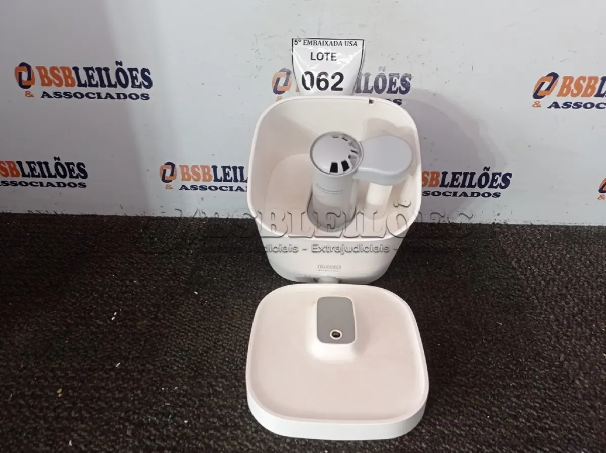 LOTE 062 - 01 UMIDIFICADOR (HUMIDIFIER). (NO ESTADO EM QUE SE ENCONTRA. SUJEITO A AVARIAS OCULTAS/VISÍVEIS.)