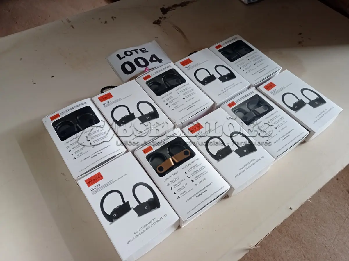LOTE 004 - 10 - FONE DE OUVIDO BLUETOOTH SPORT WIRELESS JB-227 (NO ESTADO, NÃO SABEMOS SE FUNCIONA. LEILÃO NÃO TEM GARANTIA E NEM DEVOLUÇÃO, SUJEITO A POSSÍVEIS AVARIAS VISÍVEIS/OCULTAS E/OU AUSÊNCIA DE COMPONENTES)