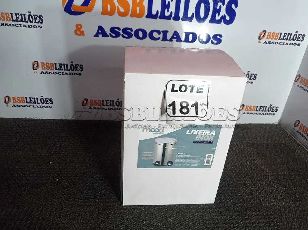 LOTE 181 - 01 LIXEIRA EM INOX C/PEDAL TAMANHO G MARCA GOEDERT GROUP 12L (SEM USO) (NO ESTADO, NÃO SABEMOS SE FUNCIONA. LEILÃO NÃO TEM GARANTIA E NEM DEVOLUÇÃO, SUJEITO A POSSÍVEIS AVARIAS VISÍVEIS/OCULTAS E/OU AUSÊNCIA DE COMPONENTES)