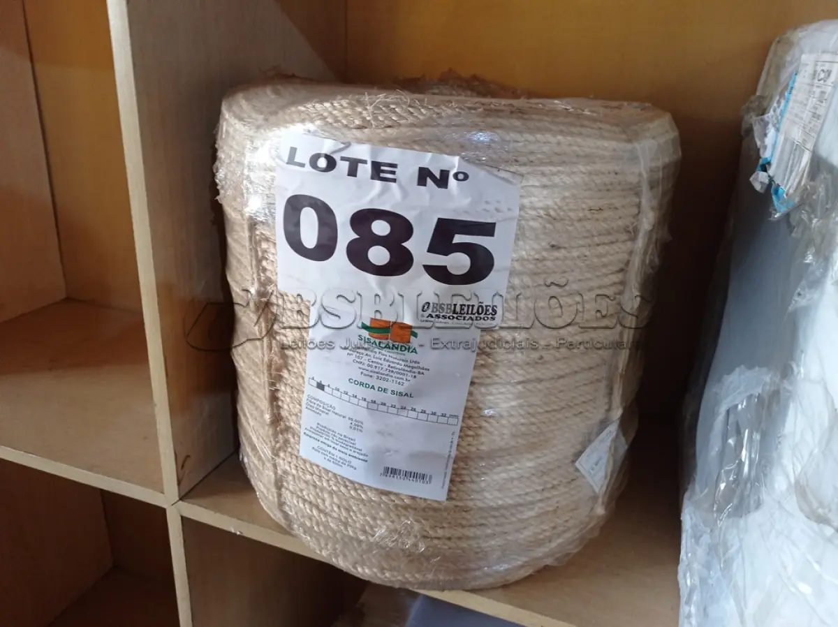 LOTE 085 - 01 - CORDA SISAL 06MM=1/4 +-20KG SISALANDIA 690MT (NO ESTADO, NÃO SABEMOS SE FUNCIONA. LEILÃO NÃO TEM GARANTIA E NEM DEVOLUÇÃO, SUJEITO A POSSÍVEIS AVARIAS VISÍVEIS/OCULTAS E/OU AUSÊNCIA DE COMPONENTES)