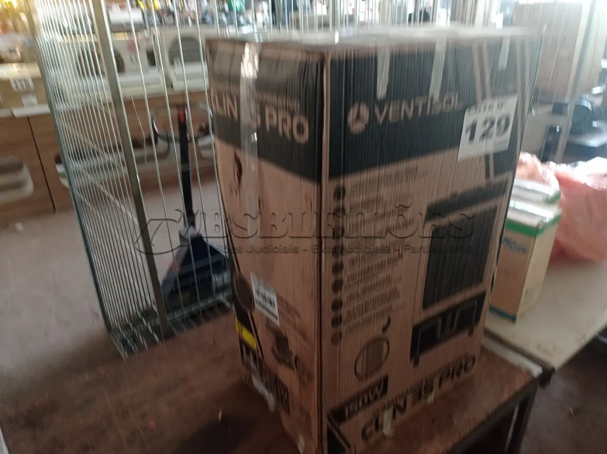LOTE 129 - 01 - CLIMATIZADOR VENTISOL CLIR35PRO 35 LITROS 110V (NO ESTADO, NÃO SABEMOS SE FUNCIONA. LEILÃO NÃO TEM GARANTIA E NEM DEVOLUÇÃO, SUJEITO A POSSÍVEIS AVARIAS VISÍVEIS/OCULTAS E/OU AUSÊNCIA DE COMPONENTES)