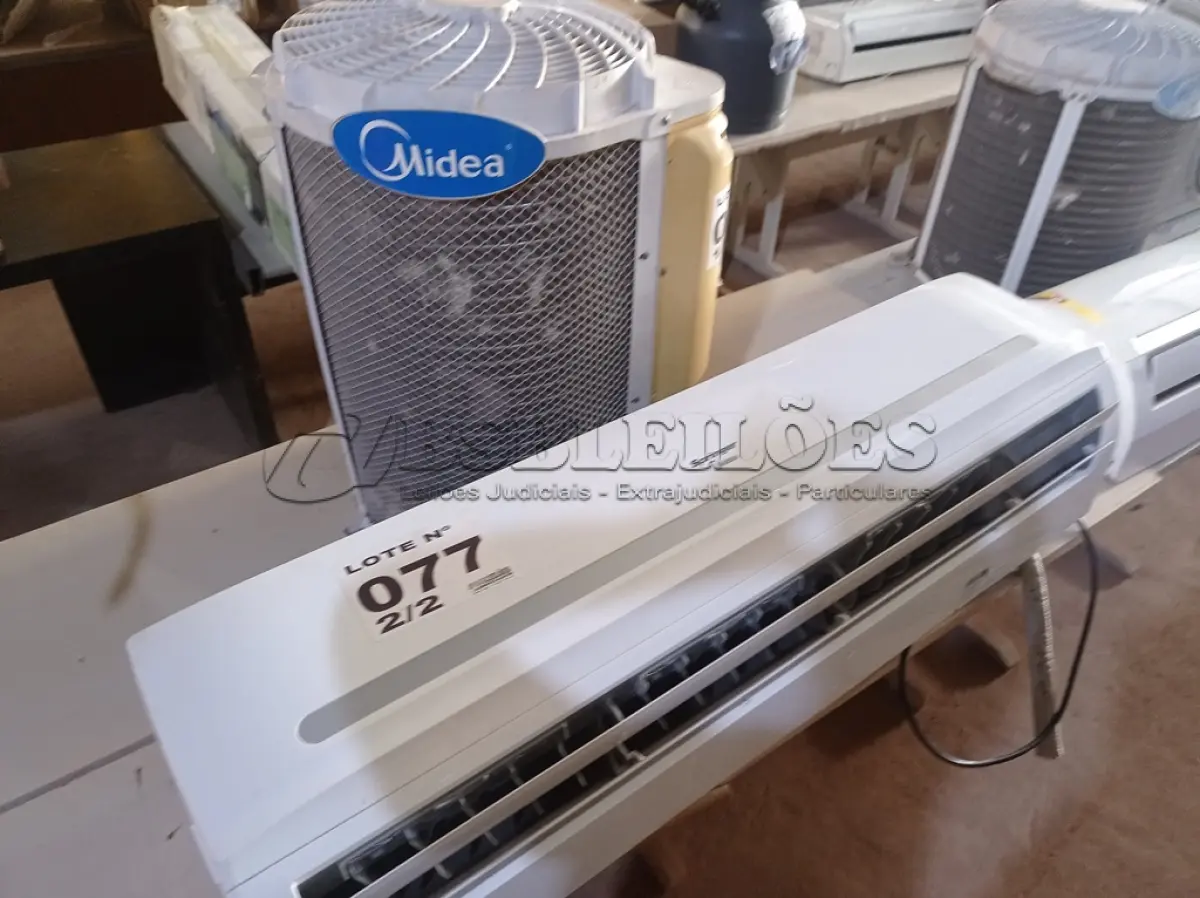 LOTE 077 - 01 KIT AR-CONDICIONADO MIDEA 22000 BTUS (NO ESTADO, NÃO SABEMOS SE FUNCIONA. LEILÃO NÃO TEM GARANTIA E NEM DEVOLUÇÃO, SUJEITO A POSSÍVEIS AVARIAS VISÍVEIS/OCULTAS E/OU AUSÊNCIA DE COMPONENTES)