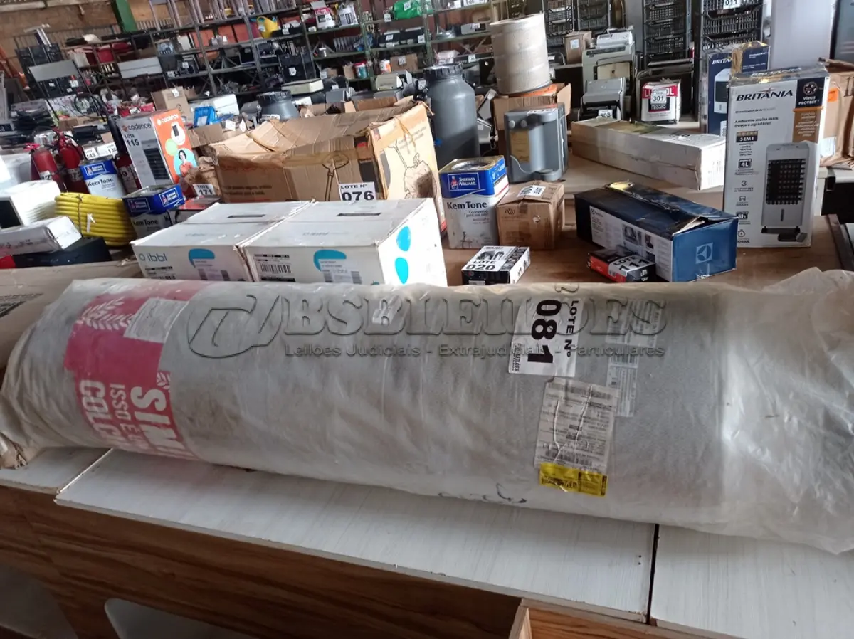 LOTE 081 - 01 - COLCHÃO CASAL ESPUMA D45 FIRME A VÁCUO ORTOPÉDICA CERTIFICADA BF COLCHÕES 138X188X17CM (NO ESTADO, NÃO SABEMOS SE FUNCIONA. LEILÃO NÃO TEM GARANTIA E NEM DEVOLUÇÃO, SUJEITO A POSSÍVEIS AVARIAS VISÍVEIS/OCULTAS E/OU AUSÊNCIA DE COMPONENTES)