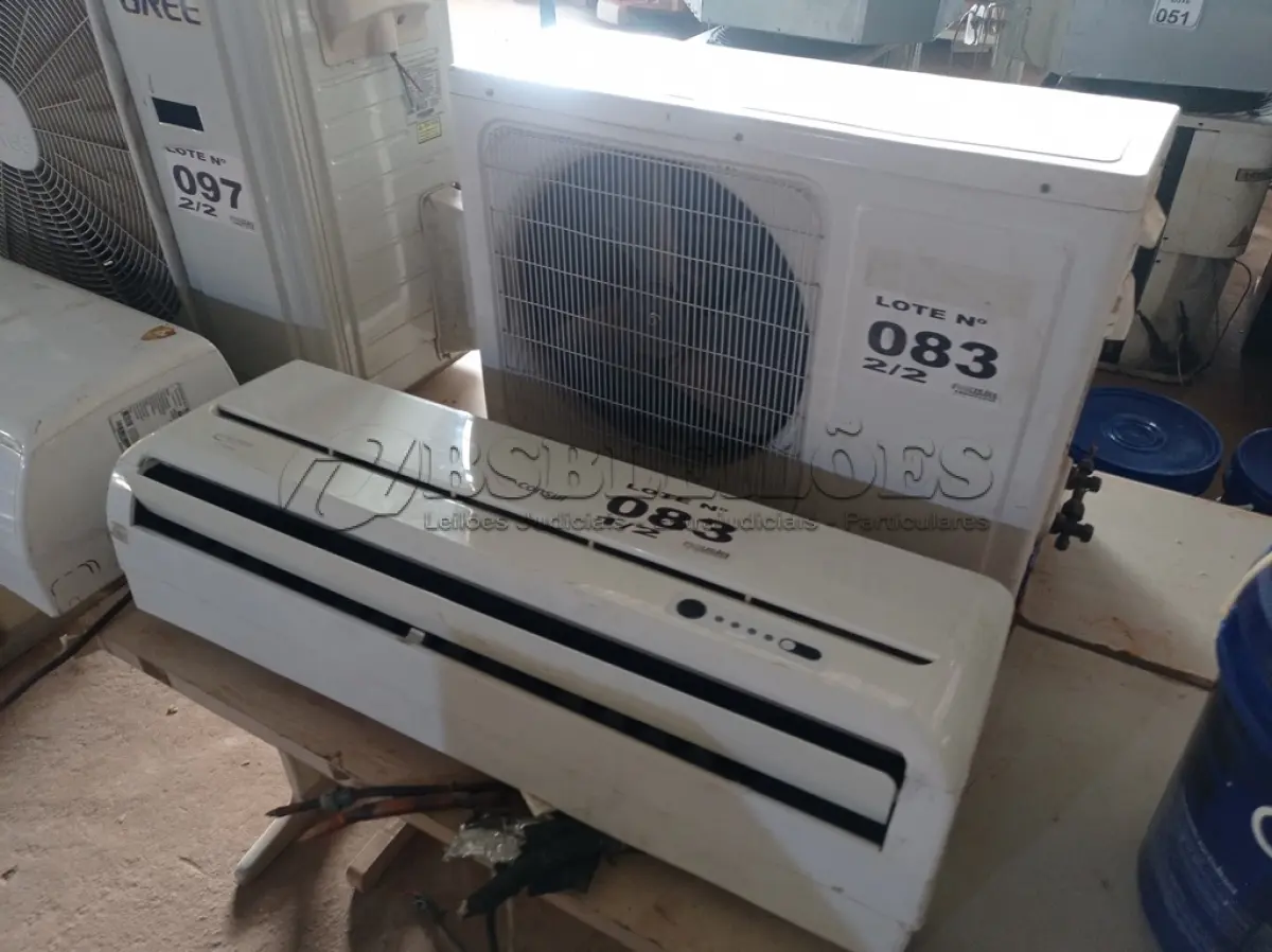 LOTE 083 - 01 KIT AR-CONDICIONADO CONSUL 18000 BTUS (NO ESTADO, NÃO SABEMOS SE FUNCIONA. LEILÃO NÃO TEM GARANTIA E NEM DEVOLUÇÃO, SUJEITO A POSSÍVEIS AVARIAS VISÍVEIS/OCULTAS E/OU AUSÊNCIA DE COMPONENTES)