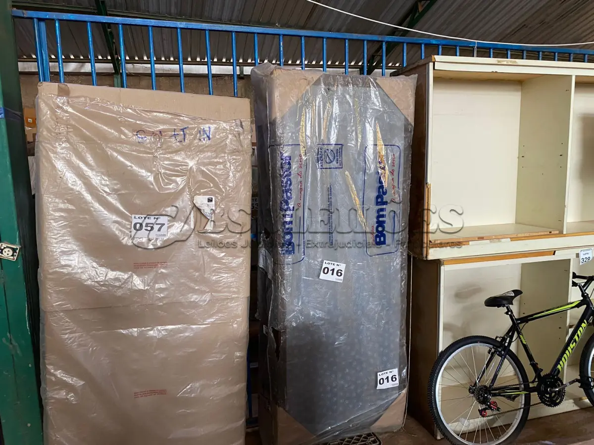 LOTE 016 - 01 – BASE CAMA BOX (NO ESTADO, NÃO SABEMOS SE FUNCIONA. LEILÃO NÃO TEM GARANTIA E NEM DEVOLUÇÃO, SUJEITO A POSSÍVEIS AVARIAS VISÍVEIS/OCULTAS E/OU AUSÊNCIA DE COMPONENTES)