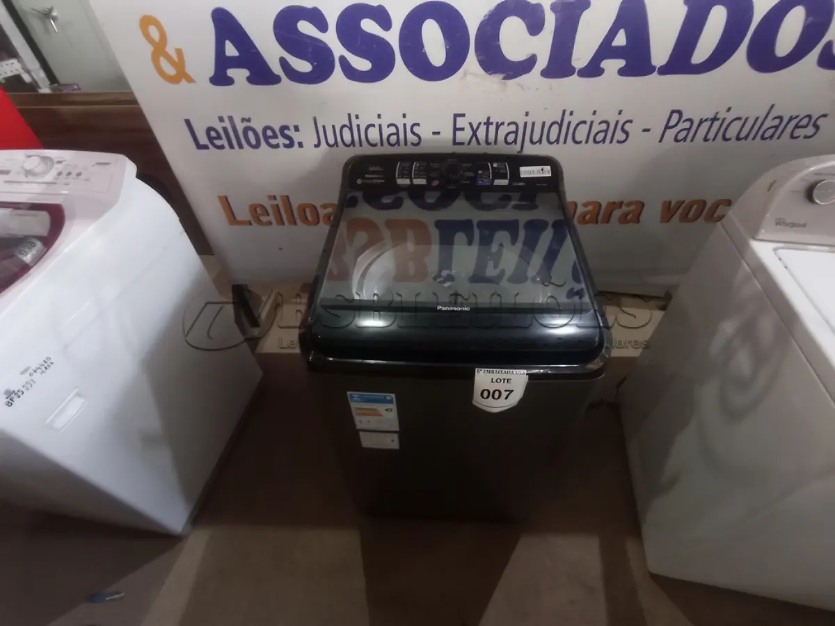LOTE 007 - 01 LAVA ROUPA MARCA PANASONIC 12KG 127V (WASHING MACHINE). (NO ESTADO EM QUE SE ENCONTRA. SUJEITO A AVARIAS OCULTAS/VISÍVEIS.) BH1643K