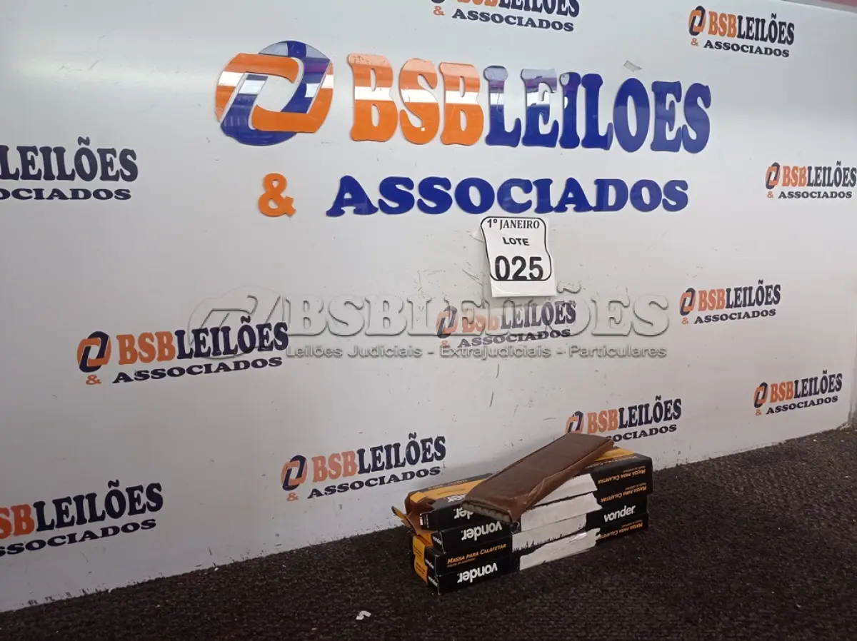 LOTE 025