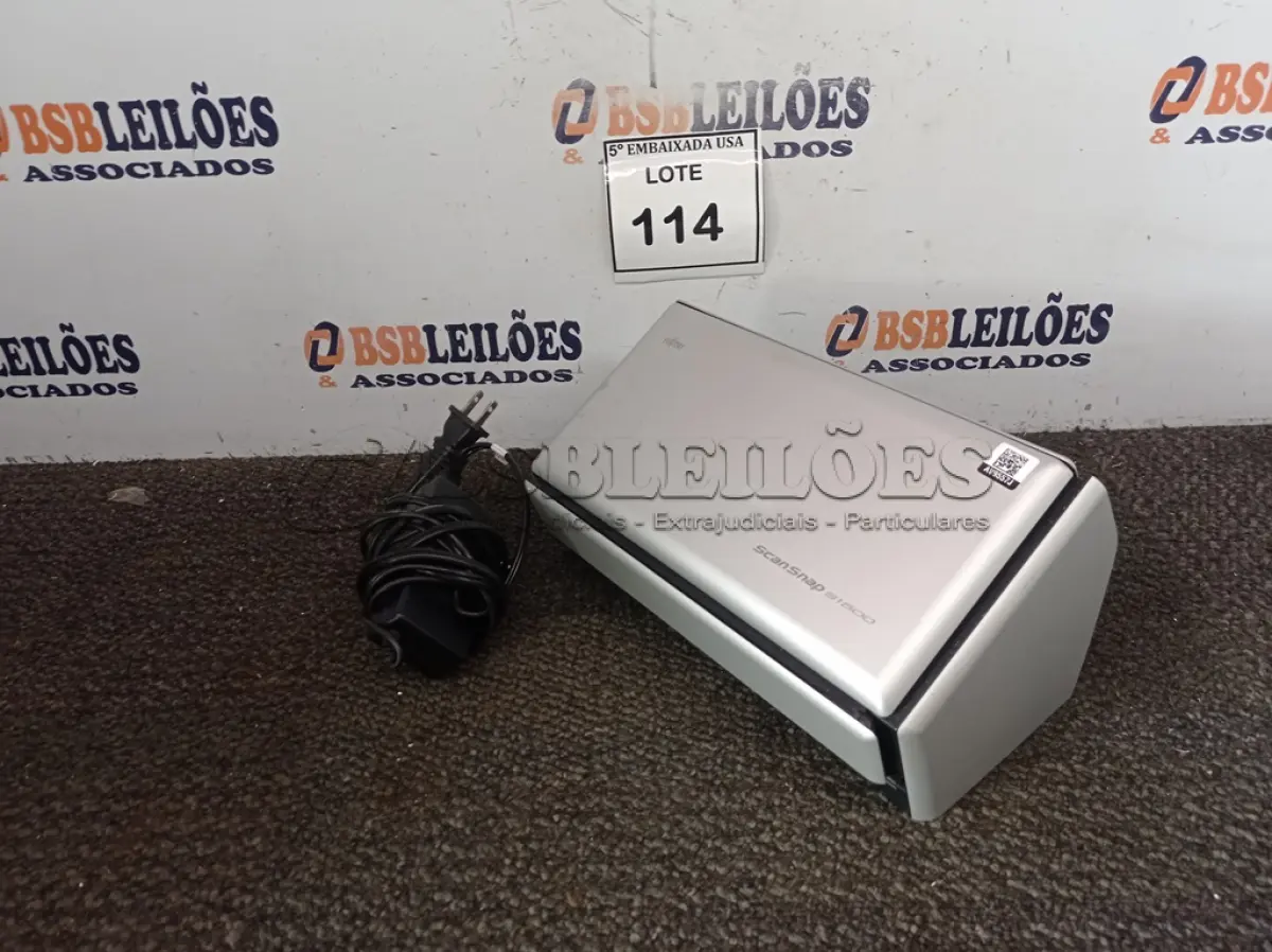 LOTE 114 - 01 DIGITALIZADOR (SCANER SCAN SNAP S1500FUJITSU). (NO ESTADO EM QUE SE ENCONTRA. SUJEITO A AVARIAS OCULTAS/VISÍVEIS.) AV9557J