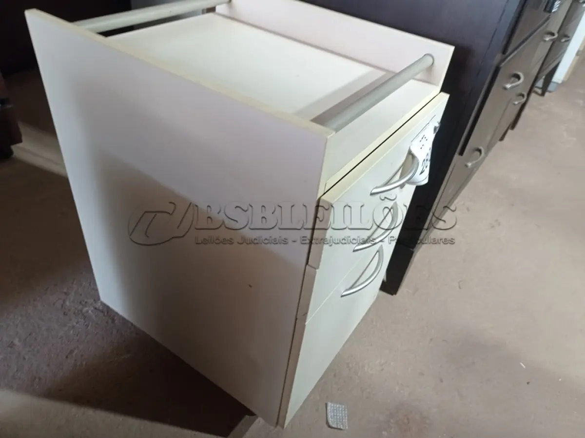 LOTE 280 - 01 GAVETEIRO (DRAWER). (NO ESTADO EM QUE SE ENCONTRA. SUJEITO A AVARIAS OCULTAS/VISÍVEIS.)