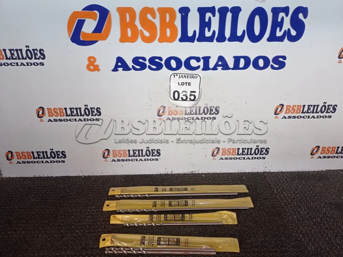 LOTE 035 - 02 BROCAS MOURÃO 5/16 X 280MM” E 02 BROCAS MOURÃO 5/16 X 400MM” MARCA FERTAK TOOLS (NOVO) (NO ESTADO) ATENÇÃO! FAZER A VISITAÇÃO ANTES DE ARREMATAR, NÃO SABEMOS SE FUNCIONA. LEILÃO NÃO TEM GARANTIA E NEM DEVOLUÇÃO, SUJEITO A POSSÍVEIS AVARIAS VISÍVEIS/OCULTAS E/OU AUSÊNCIA DE COMPONENTES.