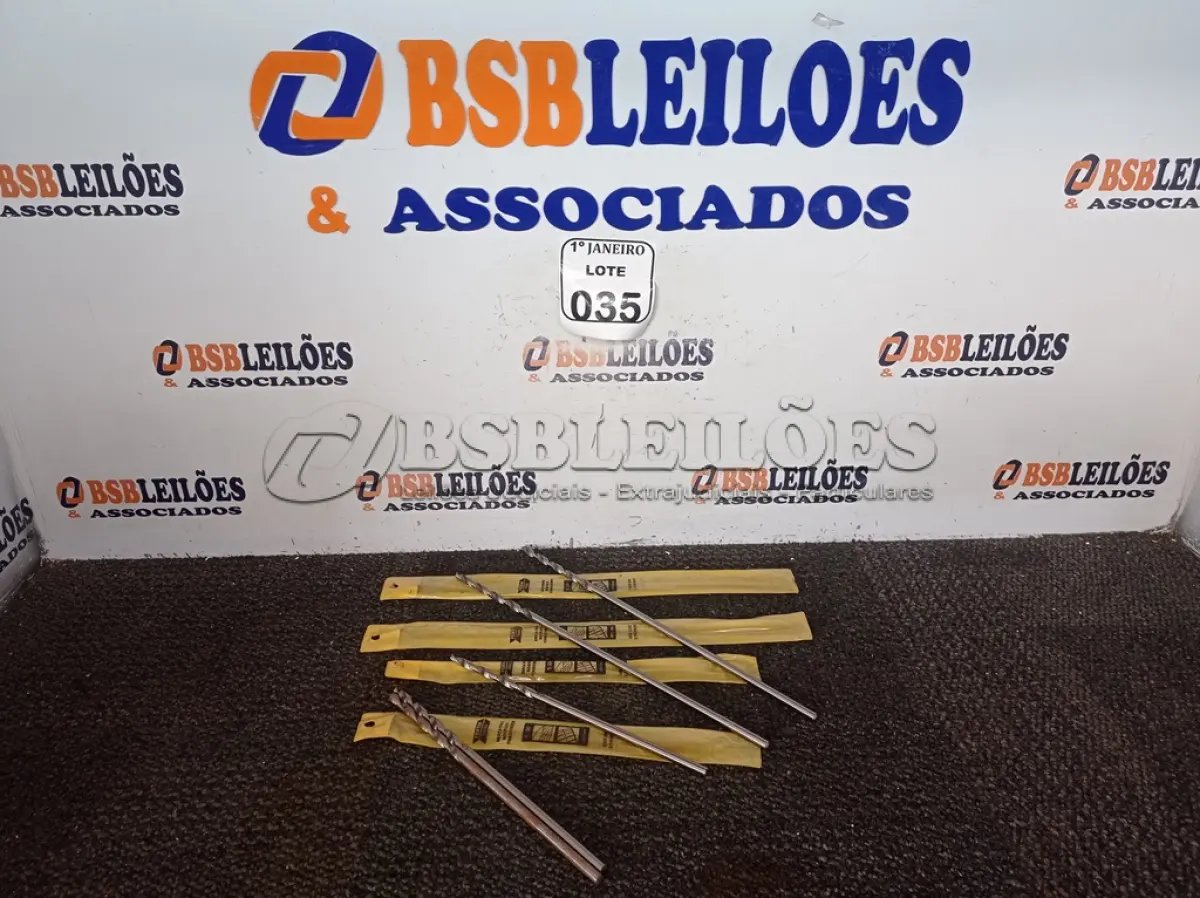 LOTE 035 - 02 BROCAS MOURÃO 5/16 X 280MM” E 02 BROCAS MOURÃO 5/16 X 400MM” MARCA FERTAK TOOLS (NOVO) (NO ESTADO) ATENÇÃO! FAZER A VISITAÇÃO ANTES DE ARREMATAR, NÃO SABEMOS SE FUNCIONA. LEILÃO NÃO TEM GARANTIA E NEM DEVOLUÇÃO, SUJEITO A POSSÍVEIS AVARIAS VISÍVEIS/OCULTAS E/OU AUSÊNCIA DE COMPONENTES.