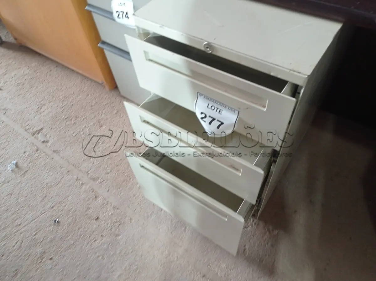 LOTE 277 - 01 GAVETEIRO (DRAWER). (NO ESTADO EM QUE SE ENCONTRA. SUJEITO A AVARIAS OCULTAS/VISÍVEIS.)