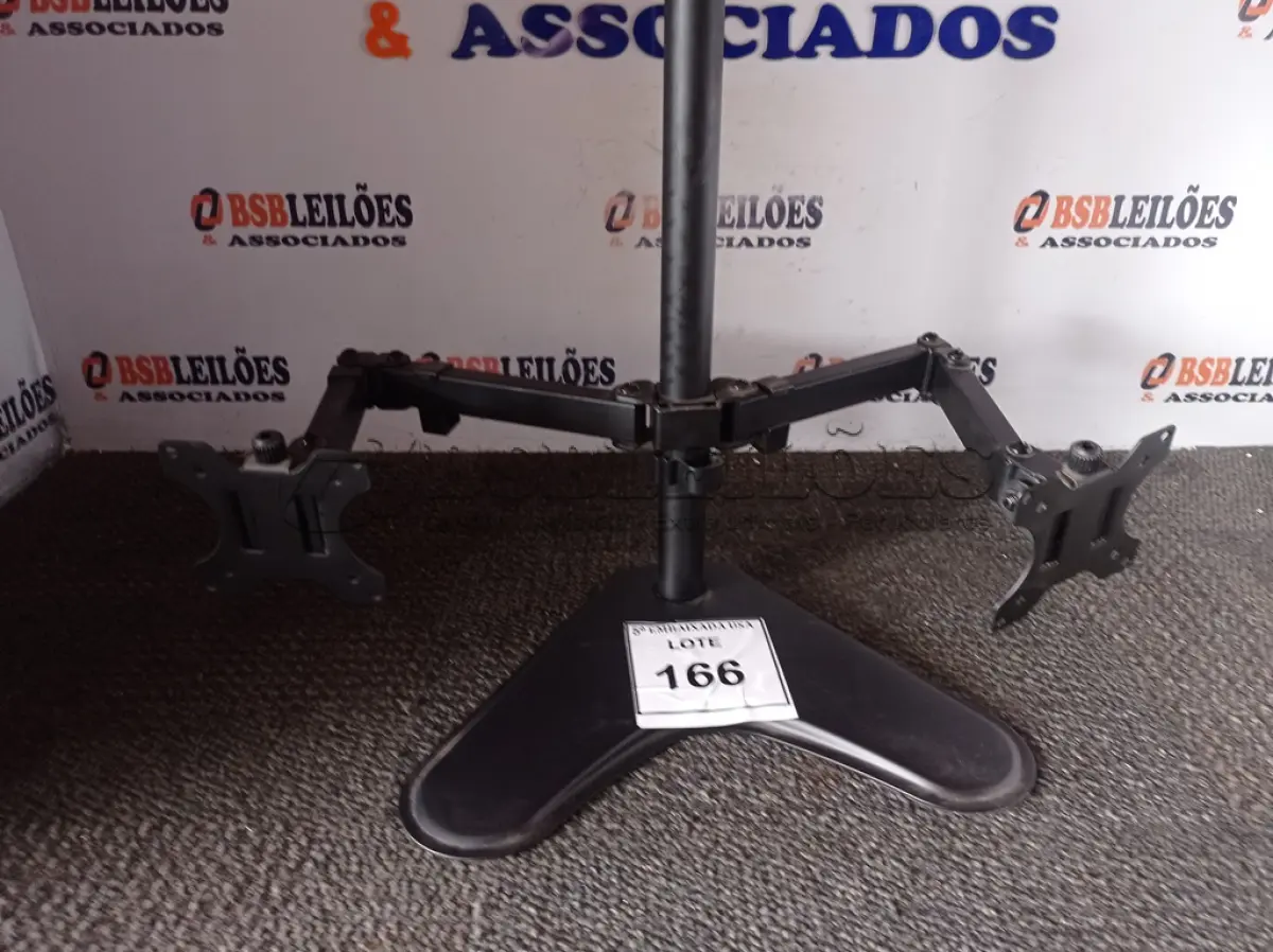 LOTE 166 - 01 SUPORTE PARA MONITOR (MONITOR STAND). (NO ESTADO EM QUE SE ENCONTRA. SUJEITO A AVARIAS OCULTAS/VISÍVEIS.)