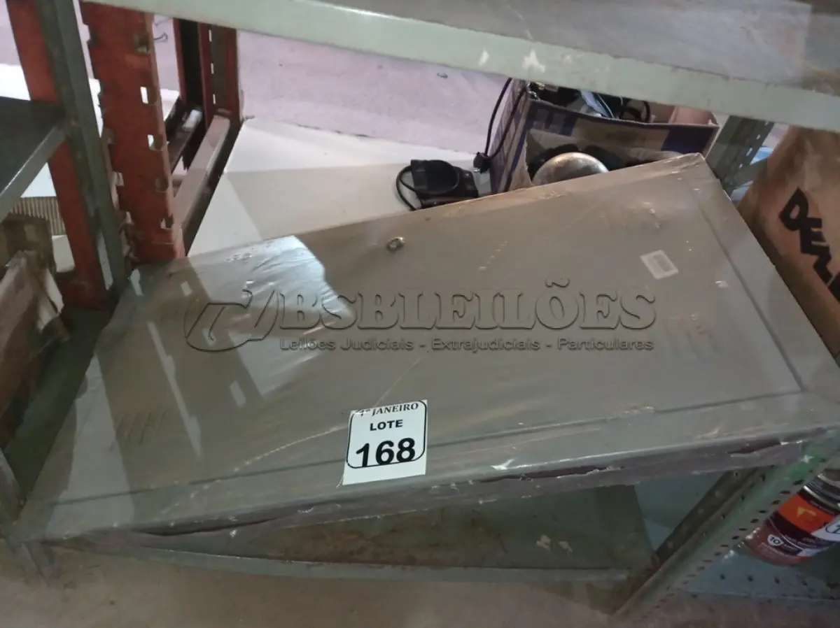 LOTE 168 - 01 QUADRO ELÉTRICO DE FERRO VAZIO MARCA ELETROGIL (NOVO). (NO ESTADO) ATENÇÃO! FAZER A VISITAÇÃO ANTES DE ARREMATAR, NÃO SABEMOS SE FUNCIONA. LEILÃO NÃO TEM GARANTIA E NEM DEVOLUÇÃO, SUJEITO A POSSÍVEIS AVARIAS VISÍVEIS/OCULTAS E/OU AUSÊNCIA DE COMPONENTES.