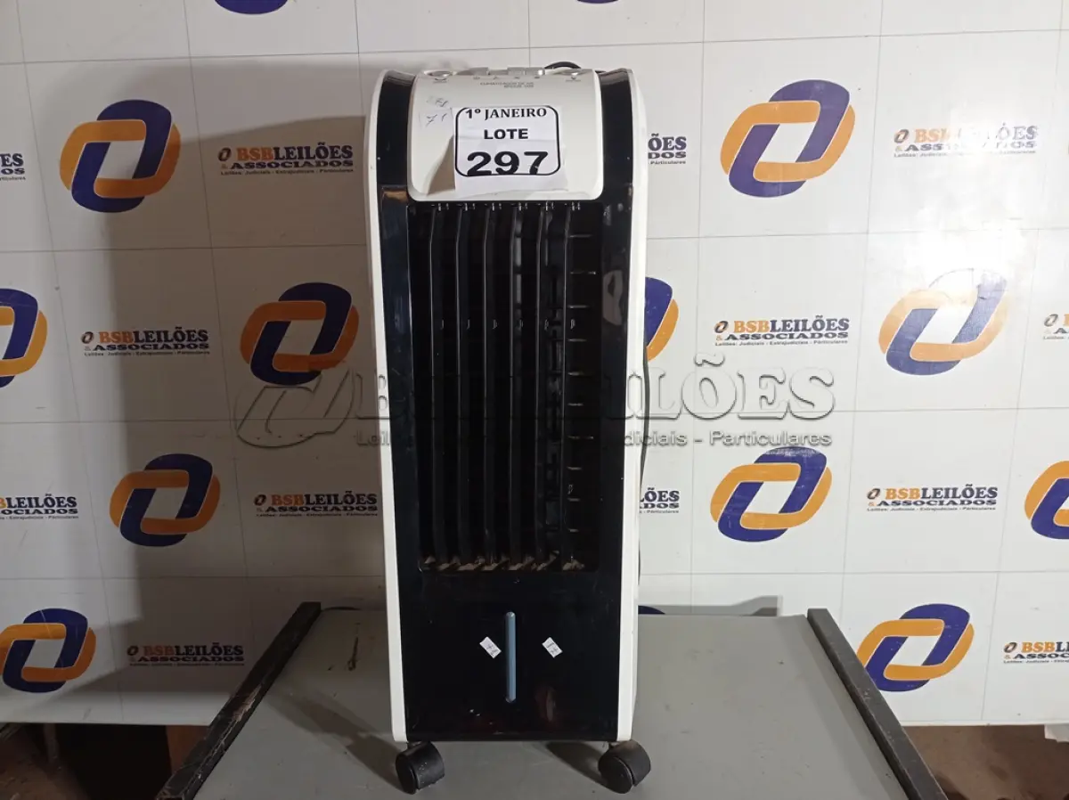 LOTE 297 - 01 CLIMATIZADOR MARCA CADENCE. (NO ESTADO) ATENÇÃO! FAZER A VISITAÇÃO ANTES DE ARREMATAR, NÃO SABEMOS SE FUNCIONA. LEILÃO NÃO TEM GARANTIA E NEM DEVOLUÇÃO, SUJEITO A POSSÍVEIS AVARIAS VISÍVEIS/OCULTAS E/OU AUSÊNCIA DE COMPONENTES.