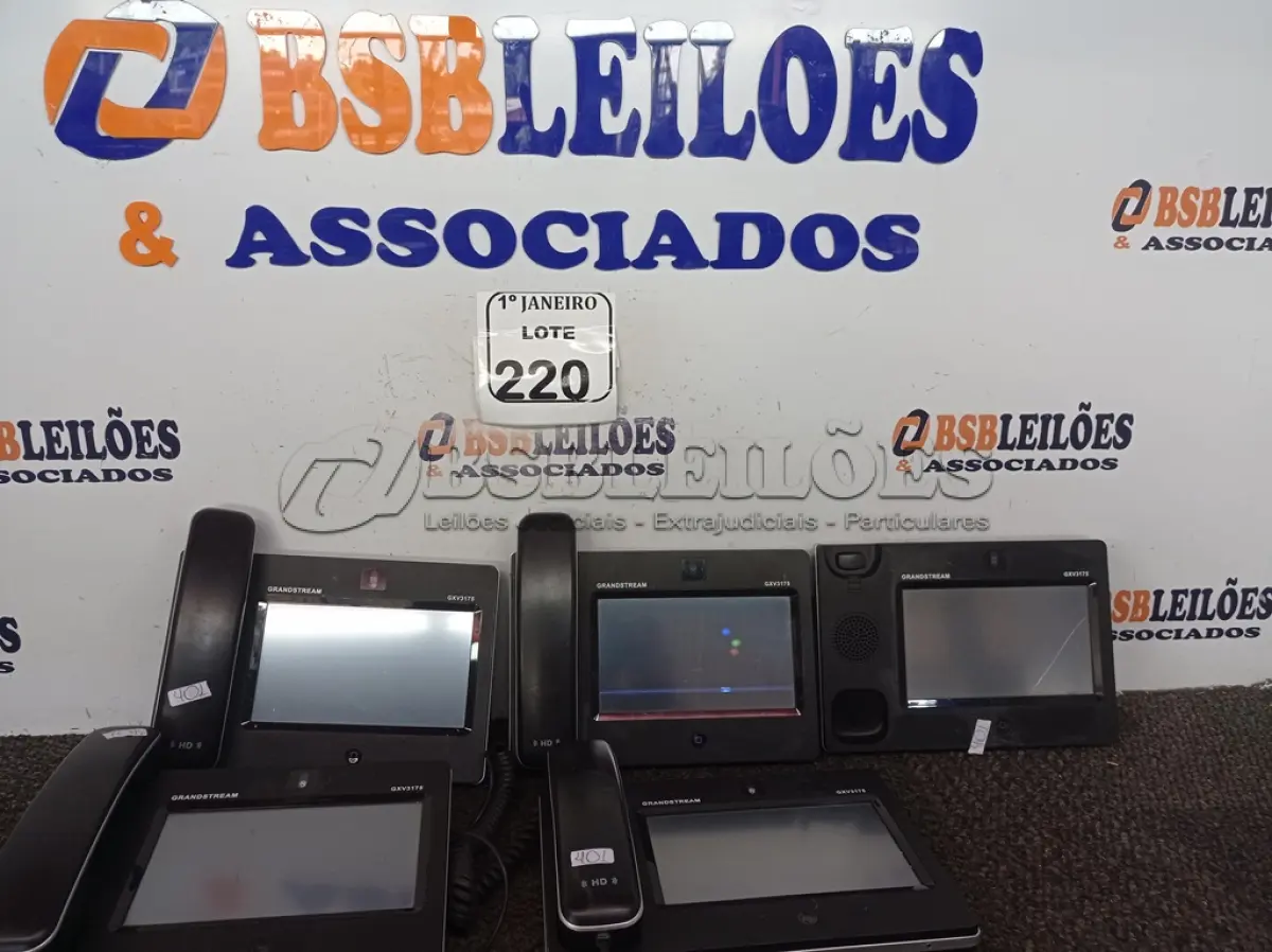 LOTE 220 - 06 APARELHOS INTERMEC AERIE 700 MOBILE COMPUTER. (NO ESTADO) ATENÇÃO! FAZER A VISITAÇÃO ANTES DE ARREMATAR, NÃO SABEMOS SE FUNCIONA. LEILÃO NÃO TEM GARANTIA E NEM DEVOLUÇÃO, SUJEITO A POSSÍVEIS AVARIAS VISÍVEIS/OCULTAS E/OU AUSÊNCIA DE COMPONENTES.