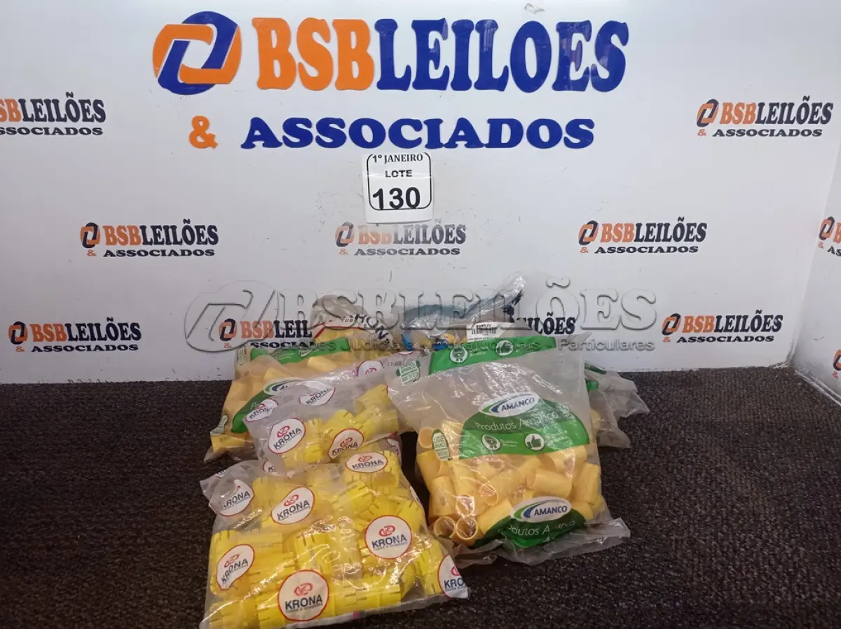 LOTE 130 - 01 LOTE COM LUVAS DE CONEXÃO HIDRÁULICAS DIVERSAS. (NOVO) (NO ESTADO) ATENÇÃO! FAZER A VISITAÇÃO ANTES DE ARREMATAR, NÃO SABEMOS SE FUNCIONA. LEILÃO NÃO TEM GARANTIA E NEM DEVOLUÇÃO, SUJEITO A POSSÍVEIS AVARIAS VISÍVEIS/OCULTAS E/OU AUSÊNCIA DE COMPONENTES.