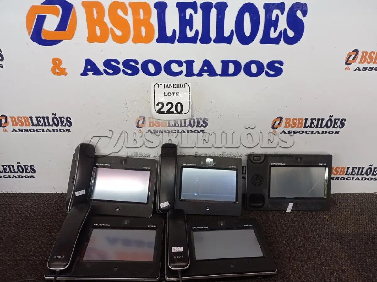 LOTE 220 - 06 APARELHOS INTERMEC AERIE 700 MOBILE COMPUTER. (NO ESTADO) ATENÇÃO! FAZER A VISITAÇÃO ANTES DE ARREMATAR, NÃO SABEMOS SE FUNCIONA. LEILÃO NÃO TEM GARANTIA E NEM DEVOLUÇÃO, SUJEITO A POSSÍVEIS AVARIAS VISÍVEIS/OCULTAS E/OU AUSÊNCIA DE COMPONENTES.