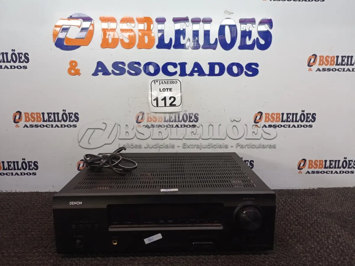 LOTE 112 - 01 RECEIVER MARCA AVR-390 MARCA DENON. (NO ESTADO) ATENÇÃO! FAZER A VISITAÇÃO ANTES DE ARREMATAR, NÃO SABEMOS SE FUNCIONA. LEILÃO NÃO TEM GARANTIA E NEM DEVOLUÇÃO, SUJEITO A POSSÍVEIS AVARIAS VISÍVEIS/OCULTAS E/OU AUSÊNCIA DE COMPONENTES.