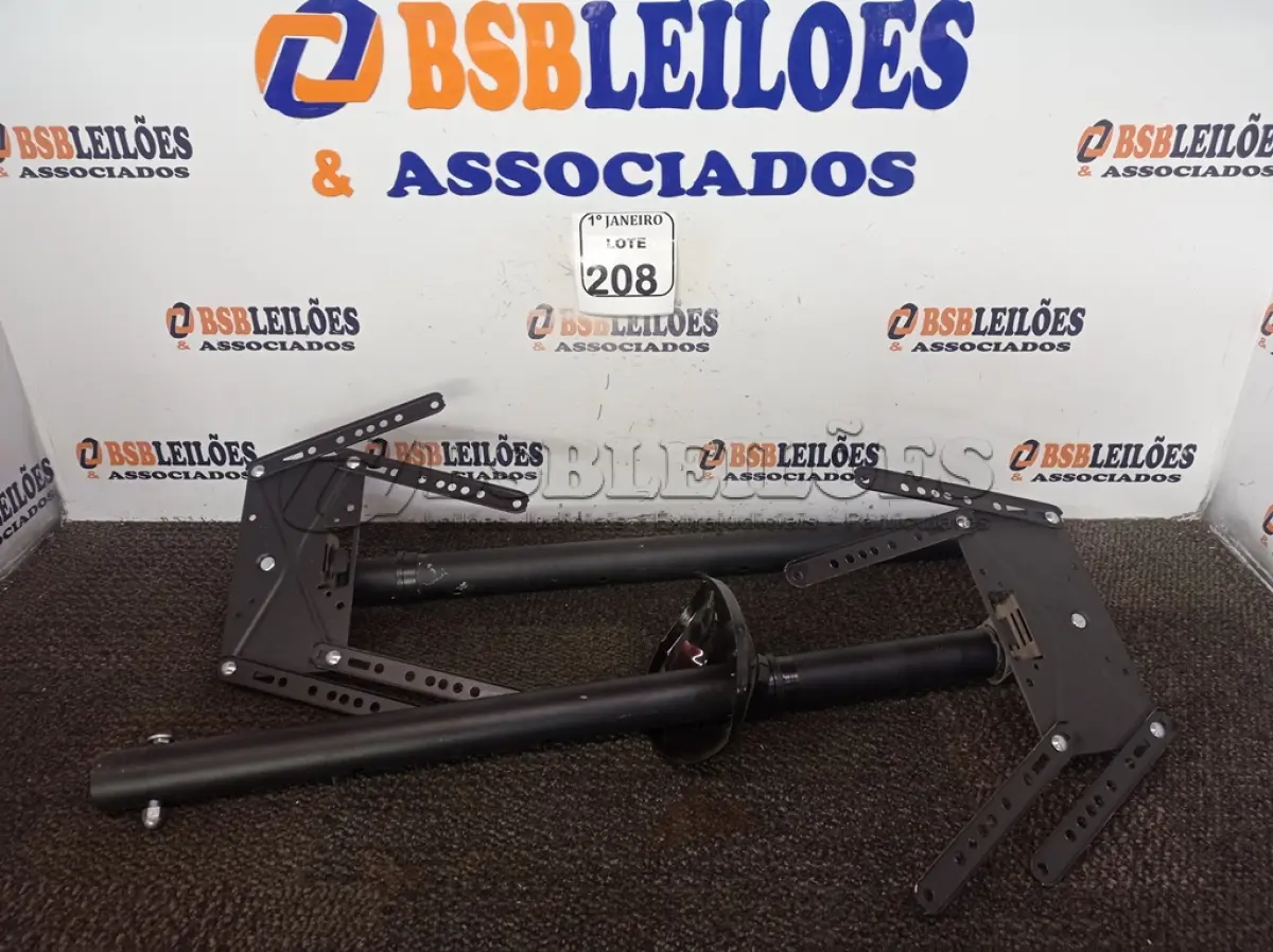 LOTE 208 - 02 SUPORTES P/TV DE FERRO. (NO ESTADO) ATENÇÃO! FAZER A VISITAÇÃO ANTES DE ARREMATAR, NÃO SABEMOS SE FUNCIONA. LEILÃO NÃO TEM GARANTIA E NEM DEVOLUÇÃO, SUJEITO A POSSÍVEIS AVARIAS VISÍVEIS/OCULTAS E/OU AUSÊNCIA DE COMPONENTES.