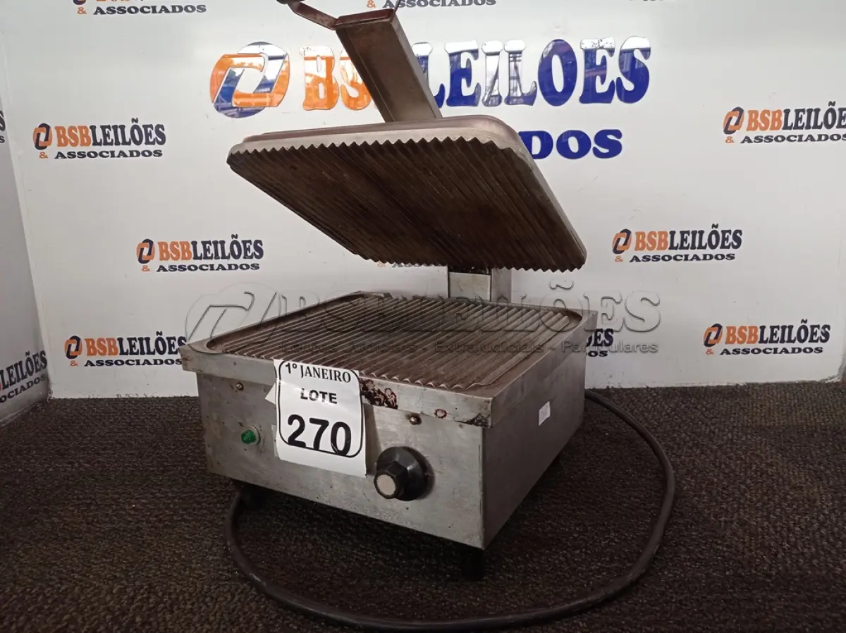 LOTE 270 - 01 SANDUICHEIRA EM INOX ELÉTRICA TRIFÁSICA. (NO ESTADO) ATENÇÃO! FAZER A VISITAÇÃO ANTES DE ARREMATAR, NÃO SABEMOS SE FUNCIONA. LEILÃO NÃO TEM GARANTIA E NEM DEVOLUÇÃO, SUJEITO A POSSÍVEIS AVARIAS VISÍVEIS/OCULTAS E/OU AUSÊNCIA DE COMPONENTES.