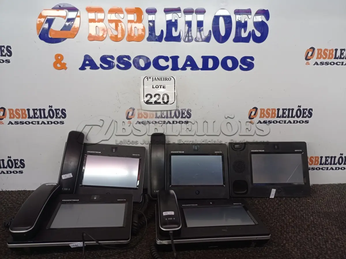 LOTE 220 - 06 APARELHOS INTERMEC AERIE 700 MOBILE COMPUTER. (NO ESTADO) ATENÇÃO! FAZER A VISITAÇÃO ANTES DE ARREMATAR, NÃO SABEMOS SE FUNCIONA. LEILÃO NÃO TEM GARANTIA E NEM DEVOLUÇÃO, SUJEITO A POSSÍVEIS AVARIAS VISÍVEIS/OCULTAS E/OU AUSÊNCIA DE COMPONENTES.