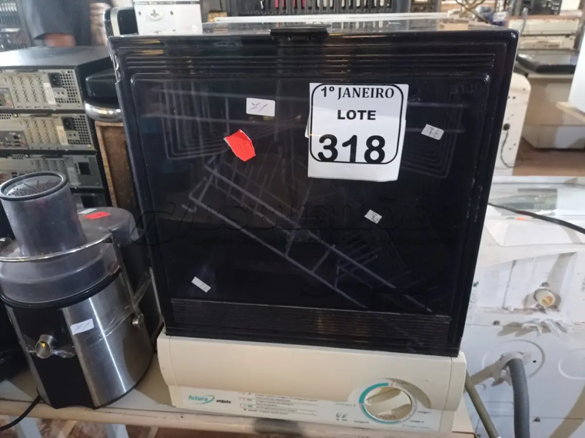LOTE 318 - 01 LAVA LOUÇAS MARCA ENXUTA (NO ESTADO) ATENÇÃO! FAZER A VISITAÇÃO ANTES DE ARREMATAR, NÃO SABEMOS SE FUNCIONA. LEILÃO NÃO TEM GARANTIA E NEM DEVOLUÇÃO, SUJEITO A POSSÍVEIS AVARIAS VISÍVEIS/OCULTAS E/OU AUSÊNCIA DE COMPONENTES.