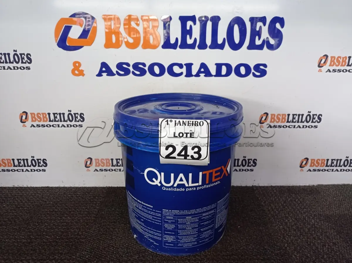 LOTE 243 - 01 GALÃO DE TINTA PARA INTERIOR QUALITEX 18L RENDE ATÉ 300M. (NO ESTADO) ATENÇÃO! FAZER A VISITAÇÃO ANTES DE ARREMATAR, NÃO SABEMOS SE FUNCIONA. LEILÃO NÃO TEM GARANTIA E NEM DEVOLUÇÃO, SUJEITO A POSSÍVEIS AVARIAS VISÍVEIS/OCULTAS E/OU AUSÊNCIA DE COMPONENTES.