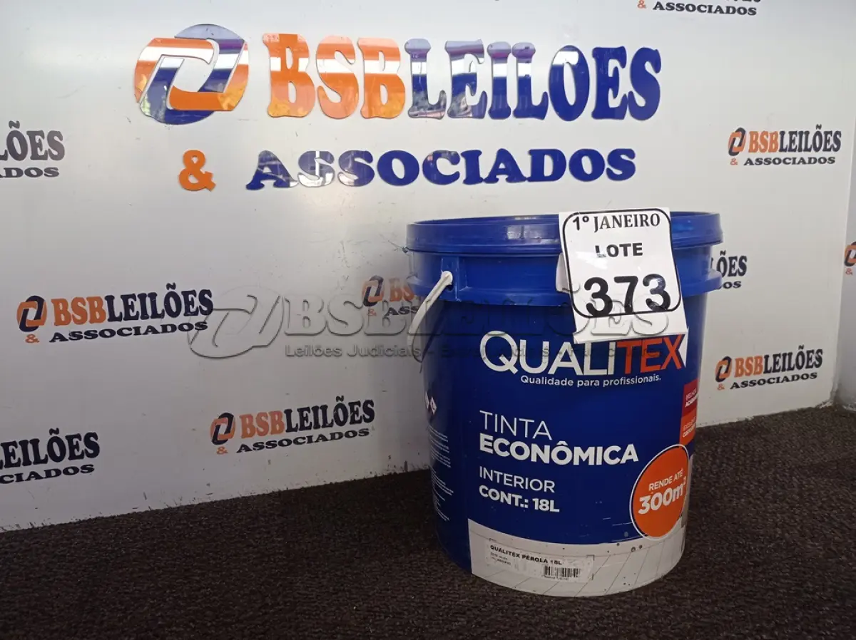 LOTE 373 - 01 GALÃO DE TINTA PARA INTERIOR QUALITEX 18L RENDE ATÉ 300M. (NO ESTADO) ATENÇÃO! FAZER A VISITAÇÃO ANTES DE ARREMATAR, NÃO SABEMOS SE FUNCIONA. LEILÃO NÃO TEM GARANTIA E NEM DEVOLUÇÃO, SUJEITO A POSSÍVEIS AVARIAS VISÍVEIS/OCULTAS E/OU AUSÊNCIA DE COMPONENTES.