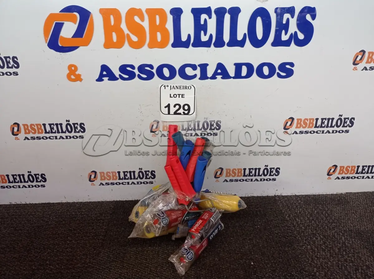 LOTE 129 - 10 ROLOS DE ESPUMA PARA PINTURA. (NOVO) (NO ESTADO) ATENÇÃO! FAZER A VISITAÇÃO ANTES DE ARREMATAR, NÃO SABEMOS SE FUNCIONA. LEILÃO NÃO TEM GARANTIA E NEM DEVOLUÇÃO, SUJEITO A POSSÍVEIS AVARIAS VISÍVEIS/OCULTAS E/OU AUSÊNCIA DE COMPONENTES.