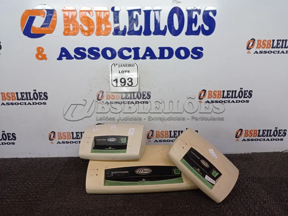 LOTE 193 - 03 PLASTIFICADORAS MARCA MENNA MODELOS DIVERSOS. (NO ESTADO) ATENÇÃO! FAZER A VISITAÇÃO ANTES DE ARREMATAR, NÃO SABEMOS SE FUNCIONA. LEILÃO NÃO TEM GARANTIA E NEM DEVOLUÇÃO, SUJEITO A POSSÍVEIS AVARIAS VISÍVEIS/OCULTAS E/OU AUSÊNCIA DE COMPONENTES.