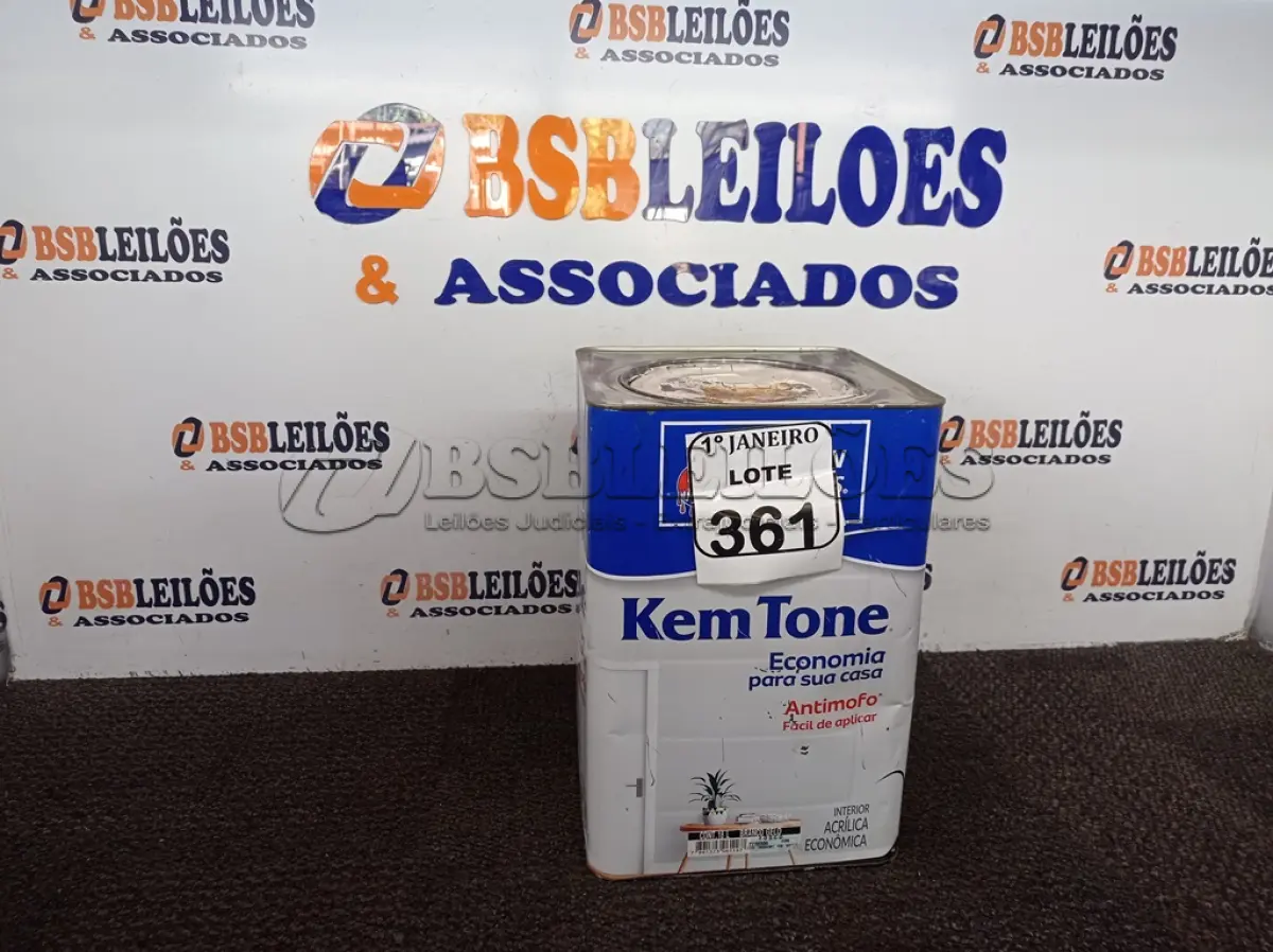 LOTE 361 - 01 LATA DE TINTA ACRÍLICA NA COR VERMELHO 18L MARCA SHERWIN WILLIANS. (NO ESTADO) ATENÇÃO! FAZER A VISITAÇÃO ANTES DE ARREMATAR, NÃO SABEMOS SE FUNCIONA. LEILÃO NÃO TEM GARANTIA E NEM DEVOLUÇÃO, SUJEITO A POSSÍVEIS AVARIAS VISÍVEIS/OCULTAS E/OU AUSÊNCIA DE COMPONENTES.