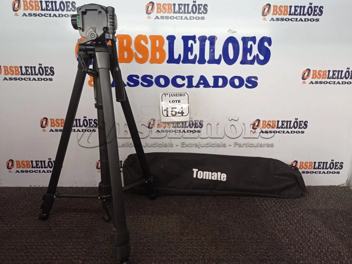 LOTE 154 - 01 TRIPÉ P/CÂMERA FOTOGRÁFICA MARCA TOMATE MODELO MTG-3016. (NO ESTADO) ATENÇÃO! FAZER A VISITAÇÃO ANTES DE ARREMATAR, NÃO SABEMOS SE FUNCIONA. LEILÃO NÃO TEM GARANTIA E NEM DEVOLUÇÃO, SUJEITO A POSSÍVEIS AVARIAS VISÍVEIS/OCULTAS E/OU AUSÊNCIA DE COMPONENTES.