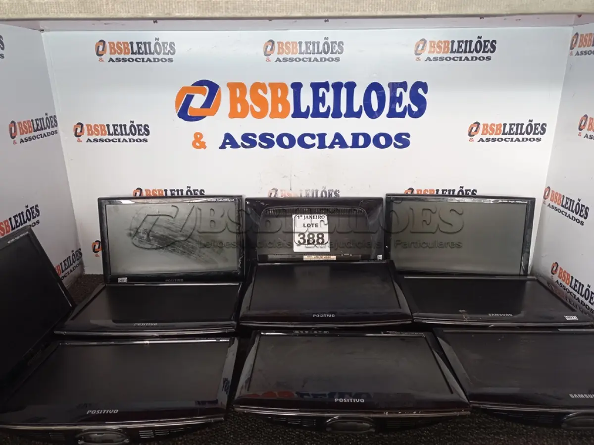 LOTE 388 - 10 MONITORES MARCAS E MARCAS E MODELOS DIVERSOS P/RETIRADA DE PEÇAS. (NO ESTADO) ATENÇÃO! FAZER A VISITAÇÃO ANTES DE ARREMATAR, NÃO SABEMOS SE FUNCIONA. LEILÃO NÃO TEM GARANTIA E NEM DEVOLUÇÃO, SUJEITO A POSSÍVEIS AVARIAS VISÍVEIS/OCULTAS E/OU AUSÊNCIA DE COMPONENTES.