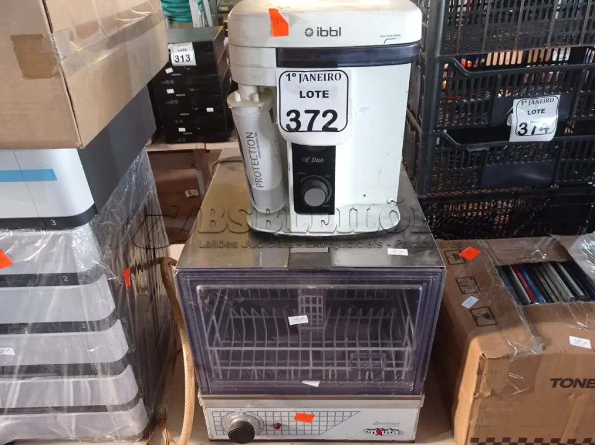 LOTE 372 - 01 LAVA LOUÇAS MARCA ENXUTA E 01 PURIFICADOR DE ÁGUA C/AVARIAS MARCA IBBL. (NO ESTADO) ATENÇÃO! FAZER A VISITAÇÃO ANTES DE ARREMATAR, NÃO SABEMOS SE FUNCIONA. LEILÃO NÃO TEM GARANTIA E NEM DEVOLUÇÃO, SUJEITO A POSSÍVEIS AVARIAS VISÍVEIS/OCULTAS E/OU AUSÊNCIA DE COMPONENTES.