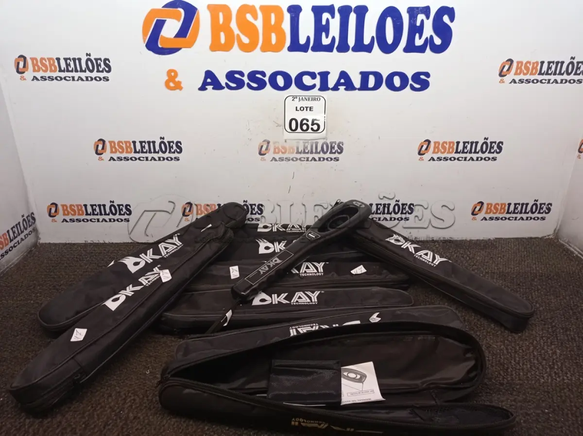 LOTE 065 - 10 DETECTORES DE METAIS KAY. (NO ESTADO) ATENÇÃO! FAZER A VISITAÇÃO ANTES DE ARREMATAR, NÃO SABEMOS SE FUNCIONA. LEILÃO NÃO TEM GARANTIA E NEM DEVOLUÇÃO, SUJEITO A POSSÍVEIS AVARIAS VISÍVEIS/OCULTAS E/OU AUSÊNCIA DE COMPONENTES.