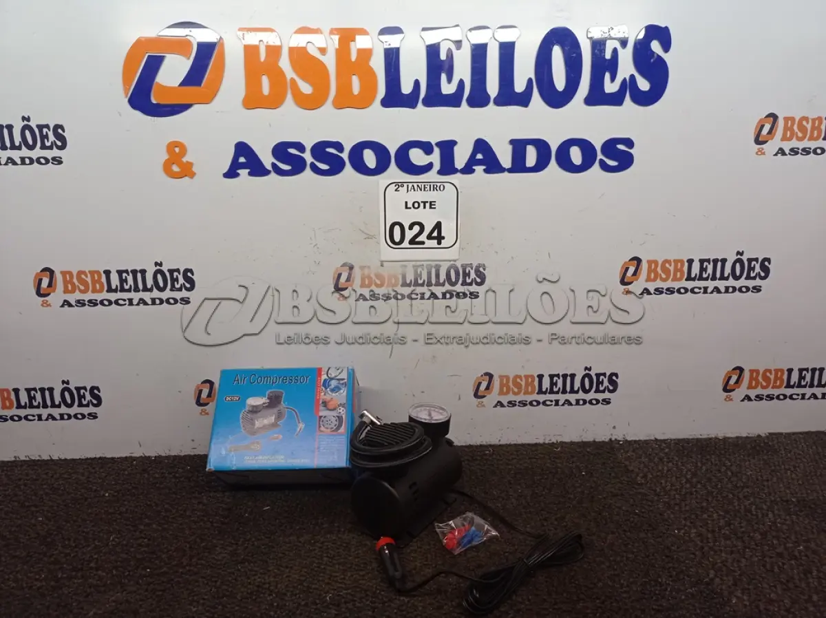 LOTE 024 - 01 MINI COMPRESSOR DE AR VEICULAR DC12V. (NO ESTADO) ATENÇÃO! FAZER A VISITAÇÃO ANTES DE ARREMATAR, NÃO SABEMOS SE FUNCIONA. LEILÃO NÃO TEM GARANTIA E NEM DEVOLUÇÃO, SUJEITO A POSSÍVEIS AVARIAS VISÍVEIS/OCULTAS E/OU AUSÊNCIA DE COMPONENTES.