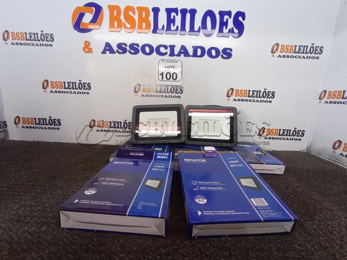 LOTE 100 - 05 REFLETORES DE LED 100W. (NO ESTADO) ATENÇÃO! FAZER A VISITAÇÃO ANTES DE ARREMATAR, NÃO SABEMOS SE FUNCIONA. LEILÃO NÃO TEM GARANTIA E NEM DEVOLUÇÃO, SUJEITO A POSSÍVEIS AVARIAS VISÍVEIS/OCULTAS E/OU AUSÊNCIA DE COMPONENTES.