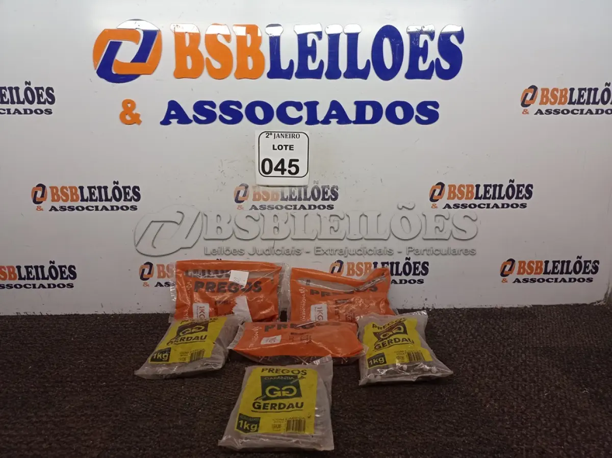 LOTE 045 - 6KG DE PREGOS MARCAS E MODELOS DIVERSOS. (NO ESTADO) ATENÇÃO! FAZER A VISITAÇÃO ANTES DE ARREMATAR, NÃO SABEMOS SE FUNCIONA. LEILÃO NÃO TEM GARANTIA E NEM DEVOLUÇÃO, SUJEITO A POSSÍVEIS AVARIAS VISÍVEIS/OCULTAS E/OU AUSÊNCIA DE COMPONENTES.
