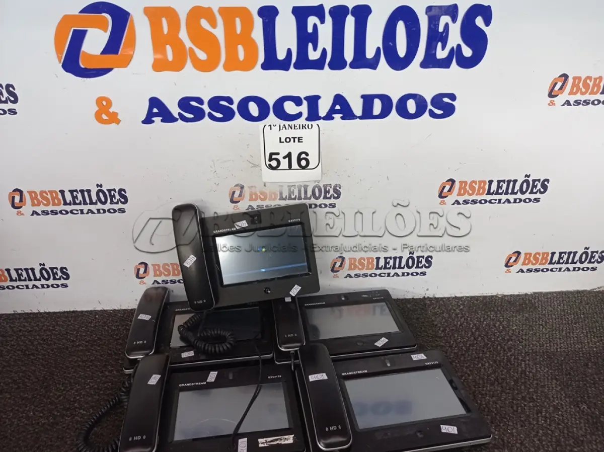 LOTE 516 - 05 APARELHOS TELEFÔNICOS TELA TOUCH MARCA GRANDSTREAM INCOMPLETO. (NO ESTADO) ATENÇÃO! FAZER A VISITAÇÃO ANTES DE ARREMATAR, NÃO SABEMOS SE FUNCIONA. LEILÃO NÃO TEM GARANTIA E NEM DEVOLUÇÃO, SUJEITO A POSSÍVEIS AVARIAS VISÍVEIS/OCULTAS E/OU AUSÊNCIA DE COMPONENTES.