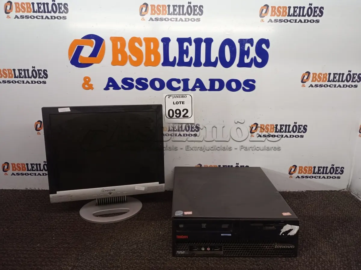 LOTE 092 - 01 CPU MARCA LENOVO E 01 MONITOR MARCA POSITIVO. (NO ESTADO) ATENÇÃO! FAZER A VISITAÇÃO ANTES DE ARREMATAR, NÃO SABEMOS SE FUNCIONA. LEILÃO NÃO TEM GARANTIA E NEM DEVOLUÇÃO, SUJEITO A POSSÍVEIS AVARIAS VISÍVEIS/OCULTAS E/OU AUSÊNCIA DE COMPONENTES.