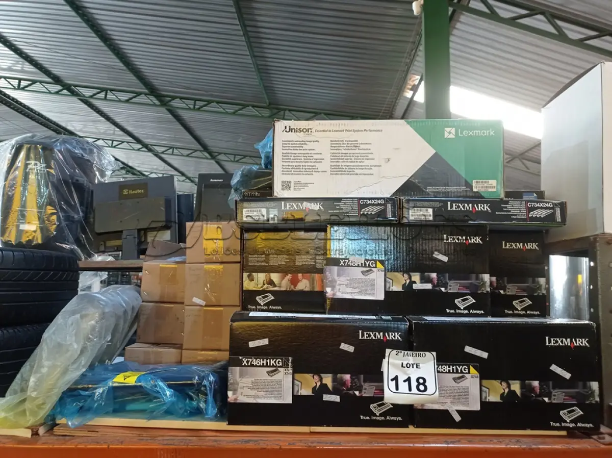 LOTE 118 - 01 LOTE C/VARIOS TONNER’S LEXMARK E PECAS DE REPOSIÇÃO(NO ESTADO) ATENÇÃO! FAZER A VISITAÇÃO ANTES DE ARREMATAR, NÃO SABEMOS SE FUNCIONA. LEILÃO NÃO TEM GARANTIA E NEM DEVOLUÇÃO, SUJEITO A POSSÍVEIS AVARIAS VISÍVEIS/OCULTAS E/OU AUSÊNCIA DE COMPONENTES.