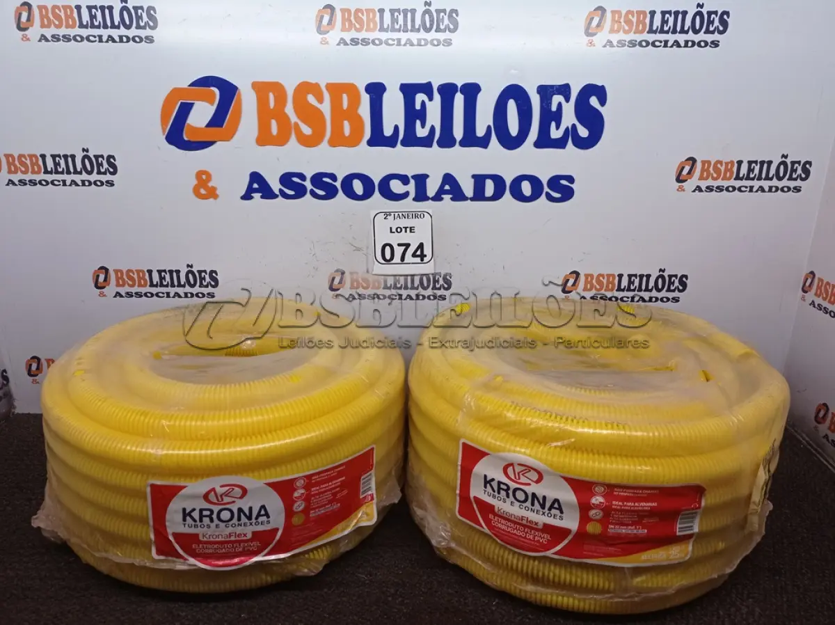 LOTE 074 - 02 ROLOS DE MANGUEIRA CORRUGADA. (NO ESTADO) ATENÇÃO! FAZER A VISITAÇÃO ANTES DE ARREMATAR, NÃO SABEMOS SE FUNCIONA. LEILÃO NÃO TEM GARANTIA E NEM DEVOLUÇÃO, SUJEITO A POSSÍVEIS AVARIAS VISÍVEIS/OCULTAS E/OU AUSÊNCIA DE COMPONENTES.