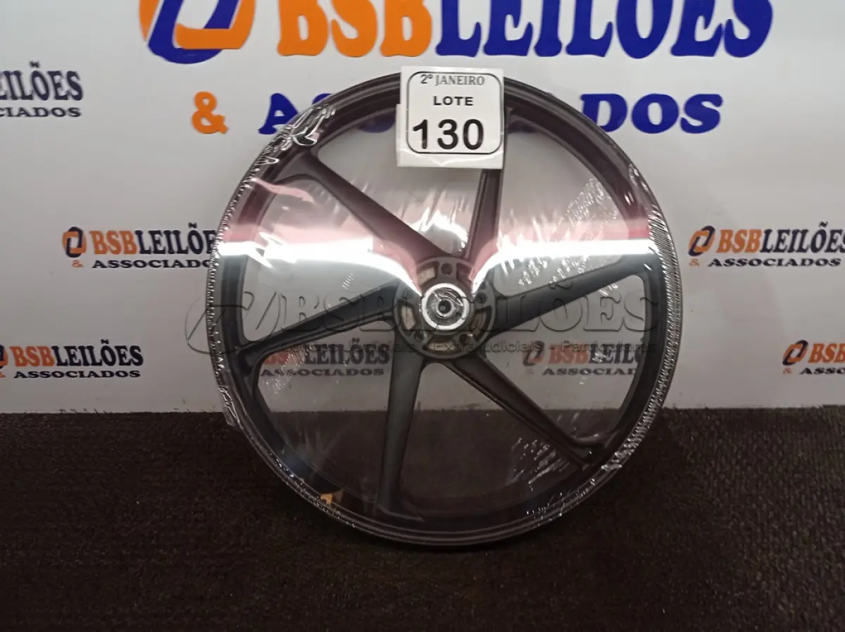 LOTE 130 - 01 RODA P/MOTO CG ARO “17 PARA QUALQUER CG (NOVO). (NO ESTADO) ATENÇÃO! FAZER A VISITAÇÃO ANTES DE ARREMATAR, NÃO SABEMOS SE FUNCIONA. LEILÃO NÃO TEM GARANTIA E NEM DEVOLUÇÃO, SUJEITO A POSSÍVEIS AVARIAS VISÍVEIS/OCULTAS E/OU AUSÊNCIA DE COMPONENTES.