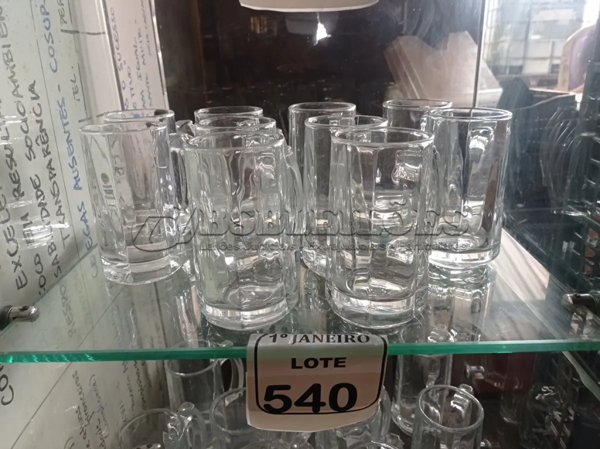 LOTE 540 - 10 CANECAS DE VIDRO. (NO ESTADO) ATENÇÃO! FAZER A VISITAÇÃO ANTES DE ARREMATAR, NÃO SABEMOS SE FUNCIONA. LEILÃO NÃO TEM GARANTIA E NEM DEVOLUÇÃO, SUJEITO A POSSÍVEIS AVARIAS VISÍVEIS/OCULTAS E/OU AUSÊNCIA DE COMPONENTES.