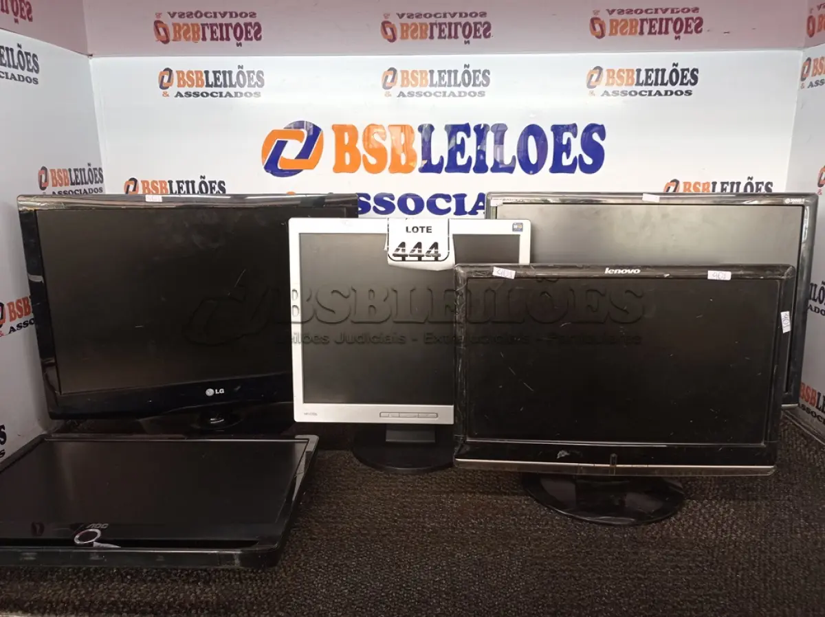 LOTE 444 - 04 MONITORES LCD MARCAS E MODELOS DIVERSOS E 01 ALL IN ONE MARCA AOC P/RETIRADA DE PEÇAS. (NO ESTADO) ATENÇÃO! FAZER A VISITAÇÃO ANTES DE ARREMATAR, NÃO SABEMOS SE FUNCIONA. LEILÃO NÃO TEM GARANTIA E NEM DEVOLUÇÃO, SUJEITO A POSSÍVEIS AVARIAS VISÍVEIS/OCULTAS E/OU AUSÊNCIA DE COMPONENTES.