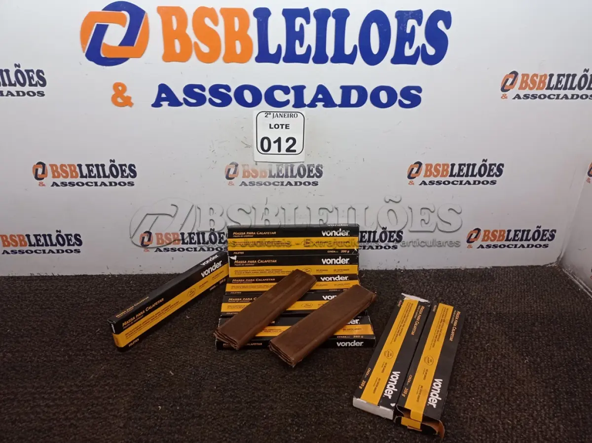 LOTE 012 - 08 MASSAS PARA CALAFETAR MARCA VONDER (NOVO). (NO ESTADO) ATENÇÃO! FAZER A VISITAÇÃO ANTES DE ARREMATAR, NÃO SABEMOS SE FUNCIONA. LEILÃO NÃO TEM GARANTIA E NEM DEVOLUÇÃO, SUJEITO A POSSÍVEIS AVARIAS VISÍVEIS/OCULTAS E/OU AUSÊNCIA DE COMPONENTES.