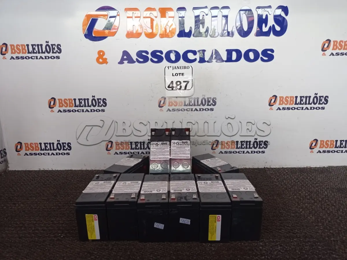 LOTE 487 - 10 BATERIAS P/NOBREAK. (NO ESTADO) ATENÇÃO! FAZER A VISITAÇÃO ANTES DE ARREMATAR, NÃO SABEMOS SE FUNCIONA. LEILÃO NÃO TEM GARANTIA E NEM DEVOLUÇÃO, SUJEITO A POSSÍVEIS AVARIAS VISÍVEIS/OCULTAS E/OU AUSÊNCIA DE COMPONENTES.