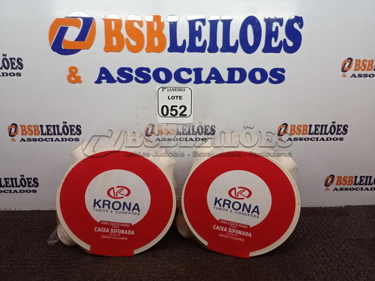 LOTE 052 - 02 CAIXAS SIFONADAS MARCA KRONA (NOVO). (NO ESTADO) ATENÇÃO! FAZER A VISITAÇÃO ANTES DE ARREMATAR, NÃO SABEMOS SE FUNCIONA. LEILÃO NÃO TEM GARANTIA E NEM DEVOLUÇÃO, SUJEITO A POSSÍVEIS AVARIAS VISÍVEIS/OCULTAS E/OU AUSÊNCIA DE COMPONENTES.